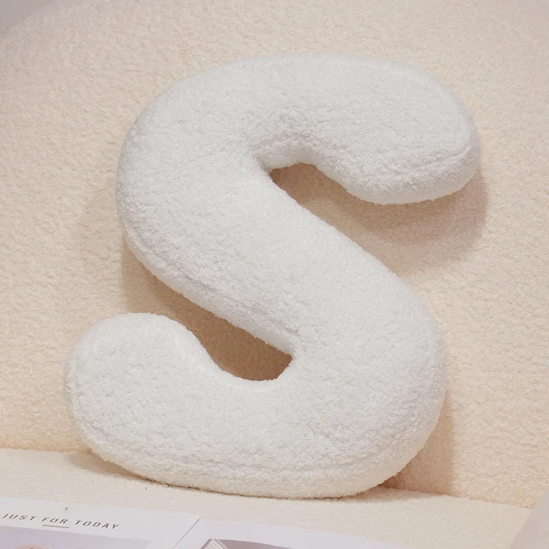 Kawaii English Letter Plush Pillow – Soft Stuffed Alphabet Sofa Cushion & Kids Learning Toy (A–Z + Heart)