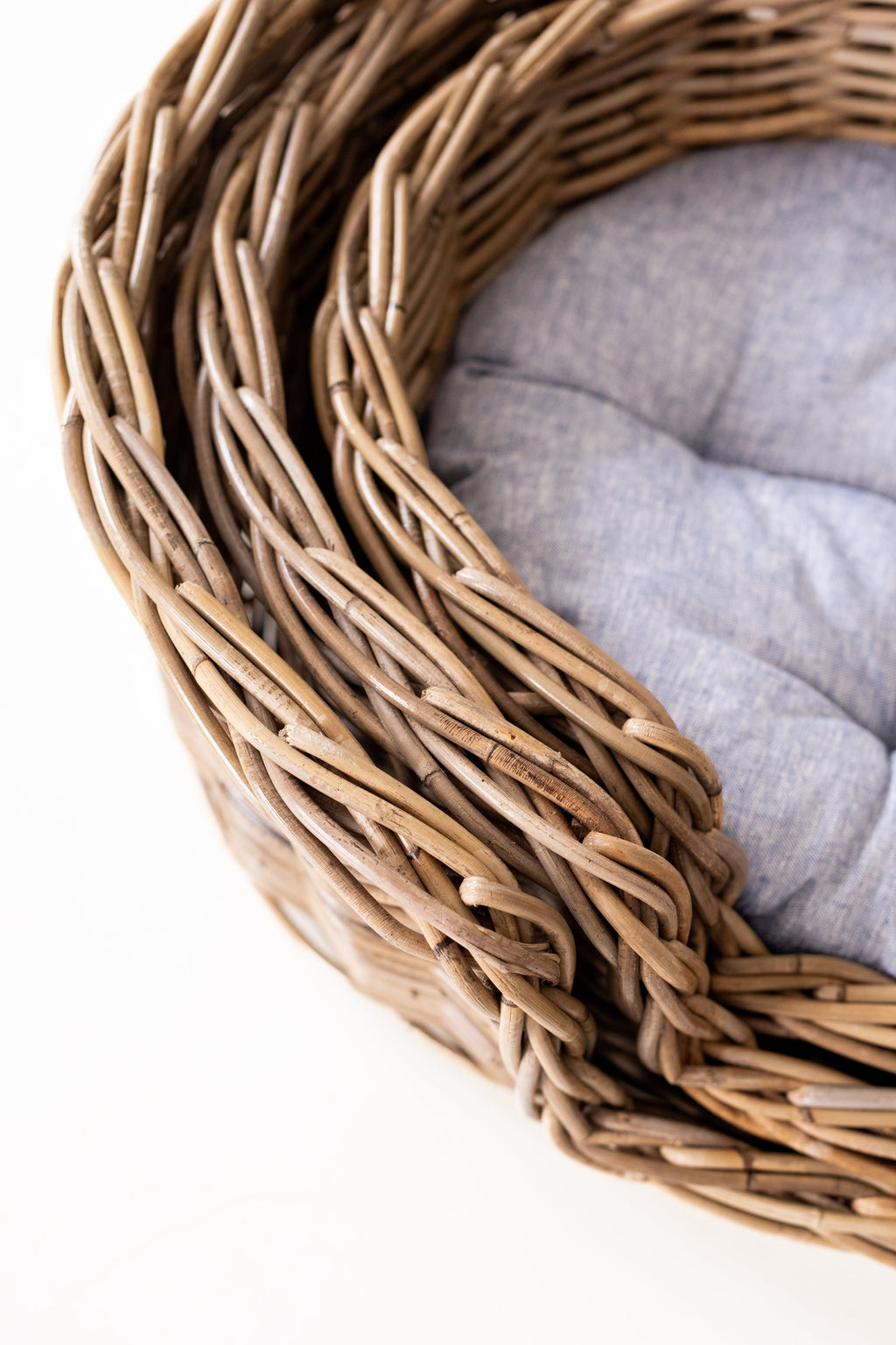 Oval Rattan Pet Bed with Pillow